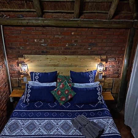 5 Sleeper Bushcamp Chalet Hartbeespoort Esterno foto